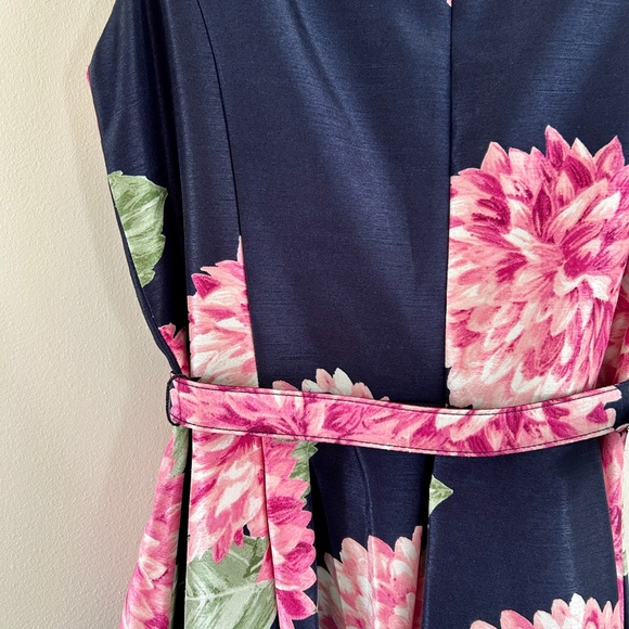 Jessica Howard Cocktail Dress Navy Floral Print Sleeveless Scoop Neck Size 8 - Picture 13 of 15